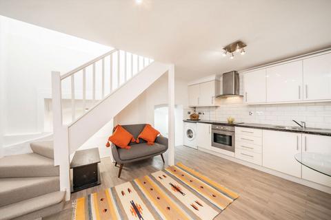 Crisp Road, London W6 2 bed flat for sale