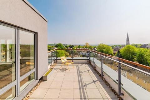 Perry Vale, Forest Hill, London, SE23 2 bed apartment for sale