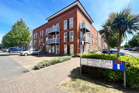 Gaskell Place, Ipswich 2 bed apartment for sale