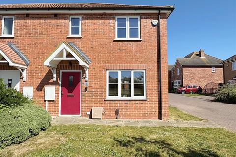 Trefoil Close, Scartho, Grimsby, N.E.... 3 bed semi