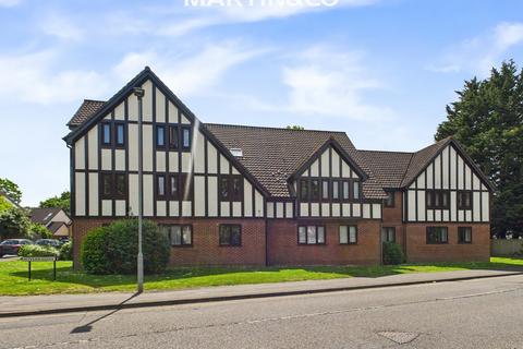 Wyvern Close, Bracknell 2 bed apartment for sale