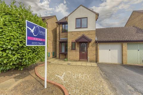 Foxfield Way, Oakham LE15 3 bed detached house for sale