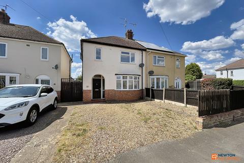 St George Avenue, Stanground... 3 bed semi