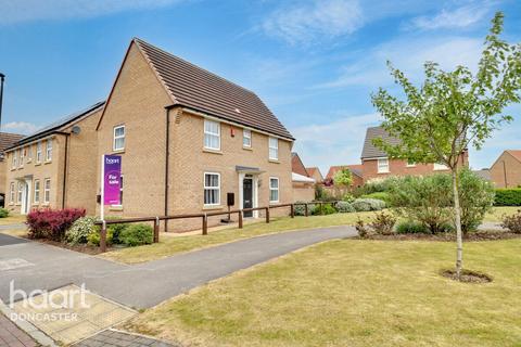 Insall Way, Auckley, Doncaster 3 bed detached house for sale