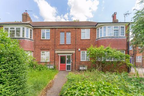 Devonshire Hill Lane, London, N17 2 bed apartment for sale