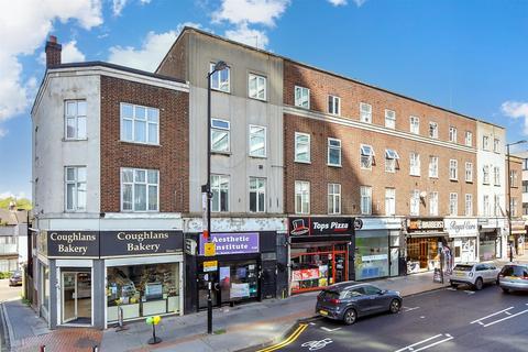 High Street, Croydon, Surrey 3 bed apartment for sale