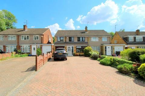 Edgewood Drive, Putteridge, Luton... 4 bed semi