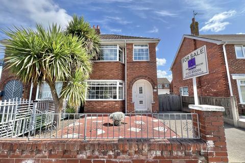 Hastings Avenue, Bispham FY2 3 bed semi