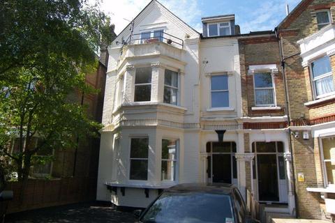 St. Margarets Road, St Margarets 2 bed apartment for sale