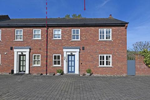Framlingham, Suffolk 3 bed semi