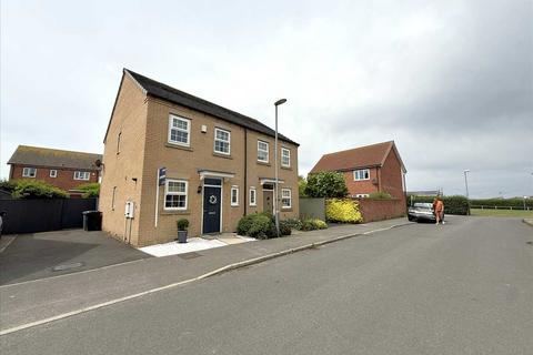 2 bedroom semi-detached house for sale