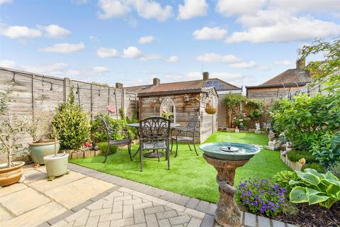 Selby Road, Carshalton SM5 4 bed terraced house for sale