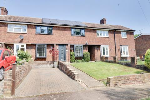 Roseley Cottages, Eastwick, Harlow, CM20 2 bed terraced house for sale