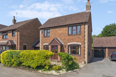Robert Sparrow Gardens, Crowmarsh, OX10 3 bed detached house for sale