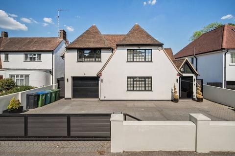 Cassiobury Drive, Watford, WD17 5 bed detached house for sale