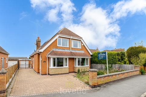 Church Lane, Humberston DN36 4 bed detached house for sale