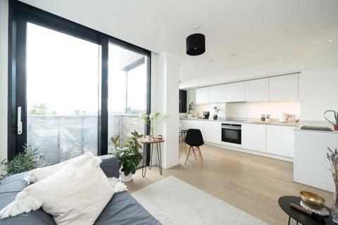 Highgate Hill, London 1 bed apartment for sale