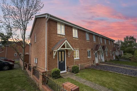 Brandon Avenue, Telford TF5 2 bed end of terrace house for sale