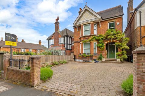 Reigate Road, Reigate, Surrey, RH2 5 bed detached house for sale