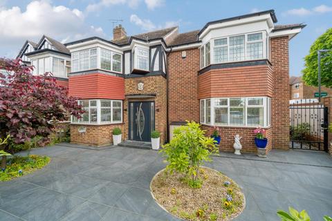 Fanshawe Road,  Richmond,  TW10 4 bed end of terrace house for sale