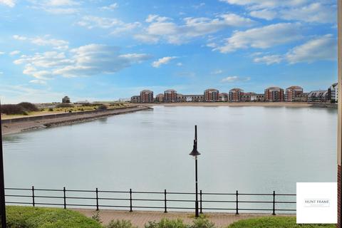 Macquarie Quay, Eastbourne BN23 2 bed flat for sale