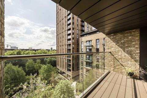 Naomi Street, London SE8 3 bed flat for sale