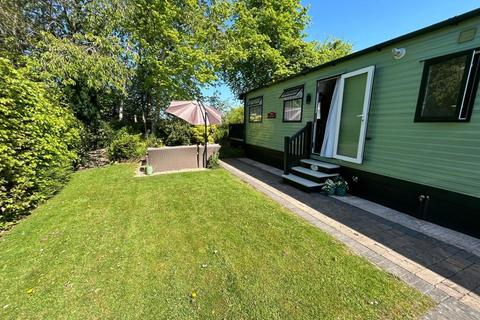 Valley View Holiday Park, Guilsfield... 2 bed mobile home for sale
