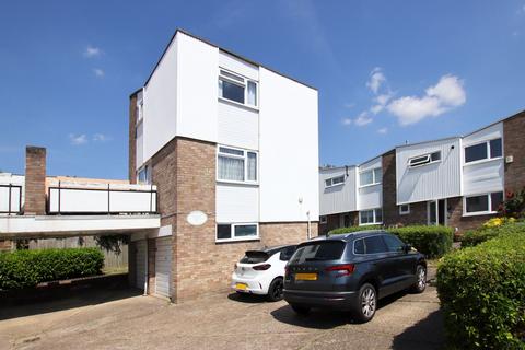 Rutland Court, Kempton Walk, Shirley 2 bed house for sale