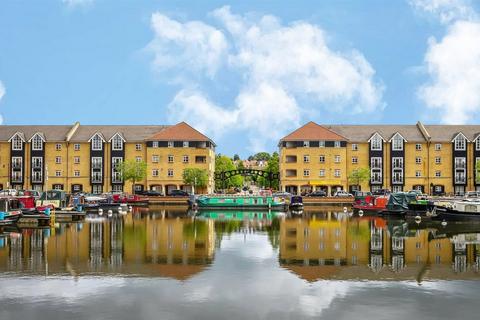 Evans Wharf, Hemel Hempstead 1 bed flat for sale