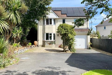 Velator Close, Braunton EX33 4 bed detached house for sale