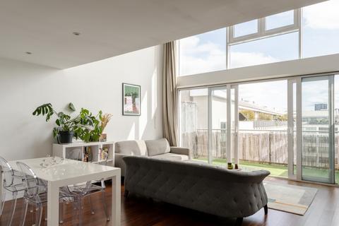31 Wenlock Road, London N1 1 bed apartment for sale