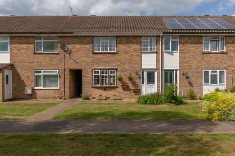 Court Lodge Road, Horley, Surrey, RH6 3 bed terraced house for sale