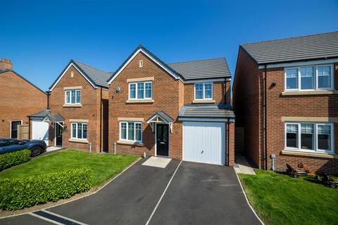 Augusta Park Way, Dinnington, NE13 4 bed detached house for sale