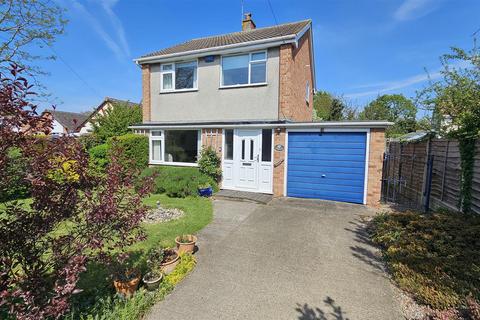 Beverleys Avenue, Whatton 3 bed detached house for sale