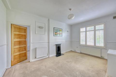 Brixton Hill Court, Brixton SW2 1 bed apartment for sale