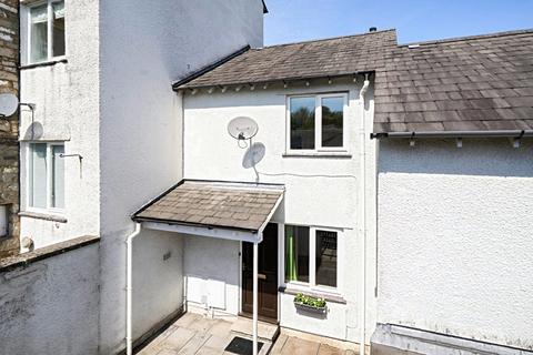 29 High Fellside, Kendal, Cumbria... 2 bed terraced house for sale