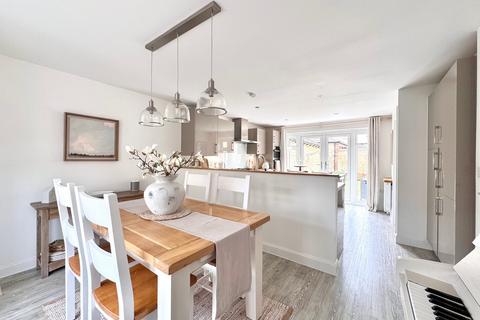 The Dyggel, Stanford in the Vale, SN7 4 bed detached house for sale