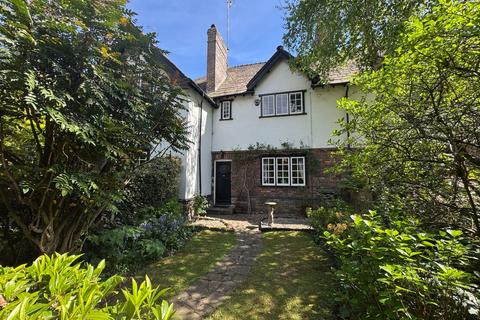 Farm Lane, Manchester M28 2 bed terraced house for sale