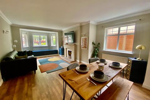 Ryknild Drive 2 bed apartment for sale