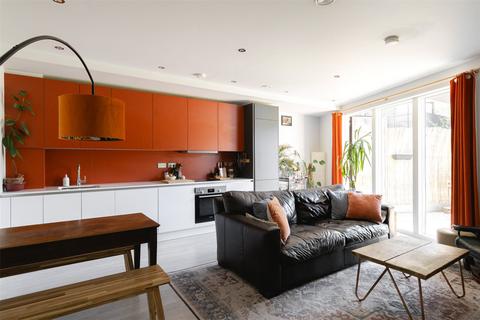 Waterden Road, London E20 2 bed apartment for sale