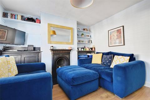 Woodside Road, Kent TN9 2 bed terraced house for sale
