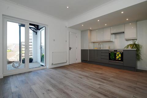 Warleigh Road, Brighton 1 bed flat for sale