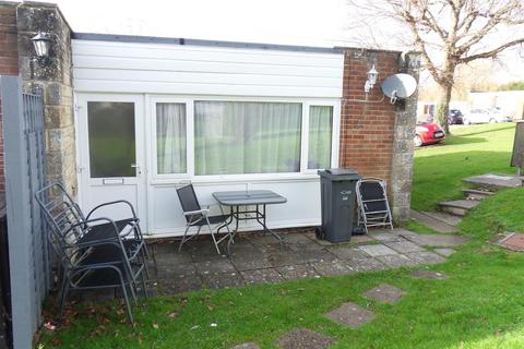 2 bedroom semi-detached bungalow for sale