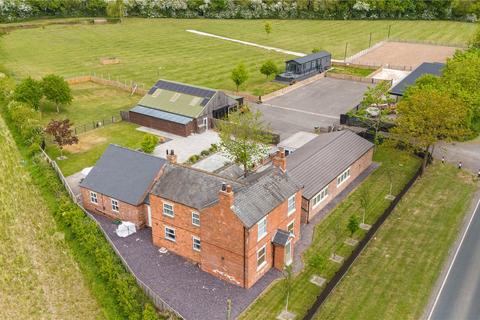 Holme Road, Spaldington, Goole, DN14 4 bed equestrian property for sale