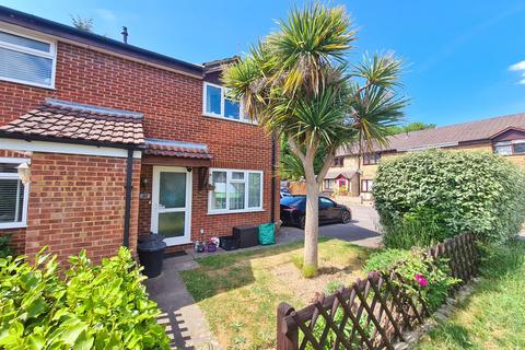 Copinger Close, Totton SO40 2 bed end of terrace house for sale