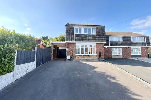 Stockwell Avenue, Brierley Hill DY5 3 bed detached house for sale