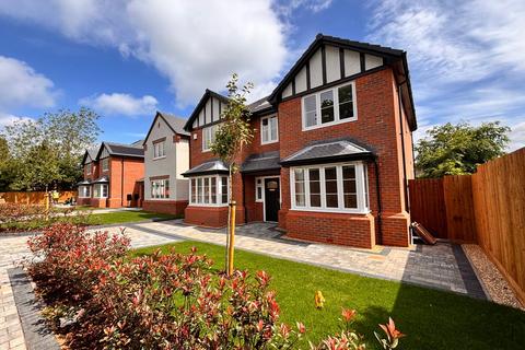Lichfield Road, Bloxwich, WS3 5 bed detached house for sale