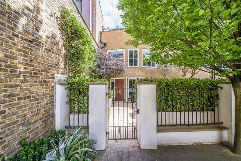 Archer Mews, London SW9 3 bed end of terrace house for sale