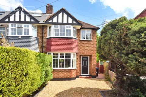 Kingshill Avenue, Worcester Park, KT4 3 bed semi