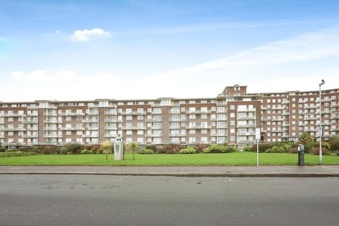 The Gateway, Dover CT16 3 bed apartment for sale